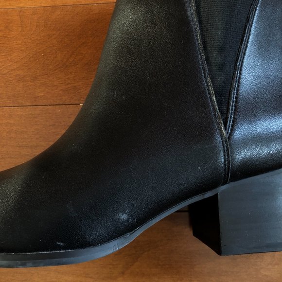 Urban Outfitters Pola Leather Chelsea Boot - Picture 8 of 14